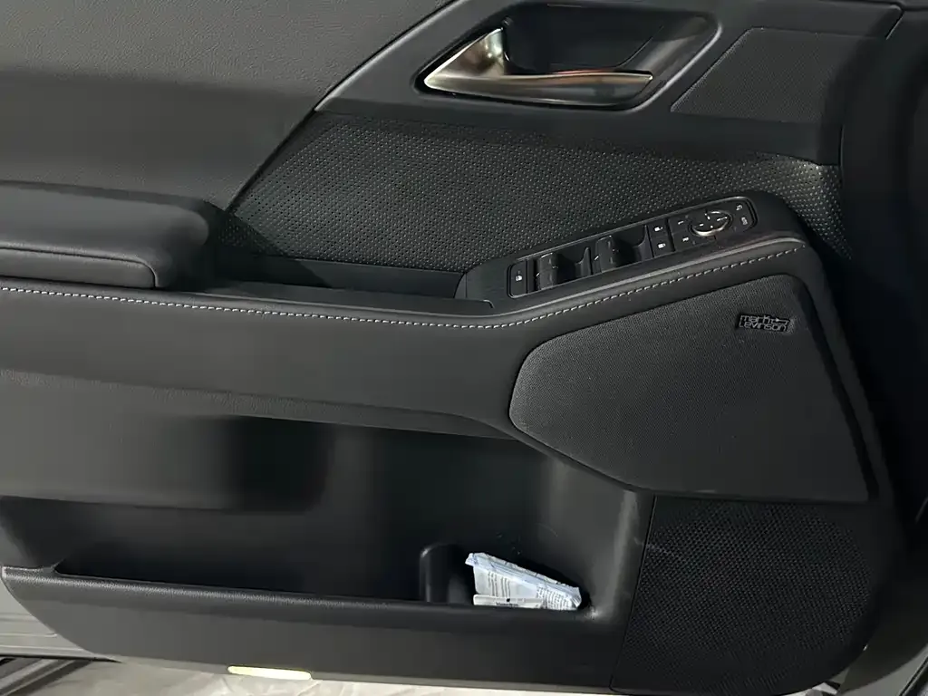 Lexus GX 2025 из CN, фото 5