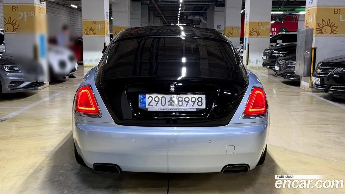 Rolls-Royce Wraith 2022 из KR, фото 3