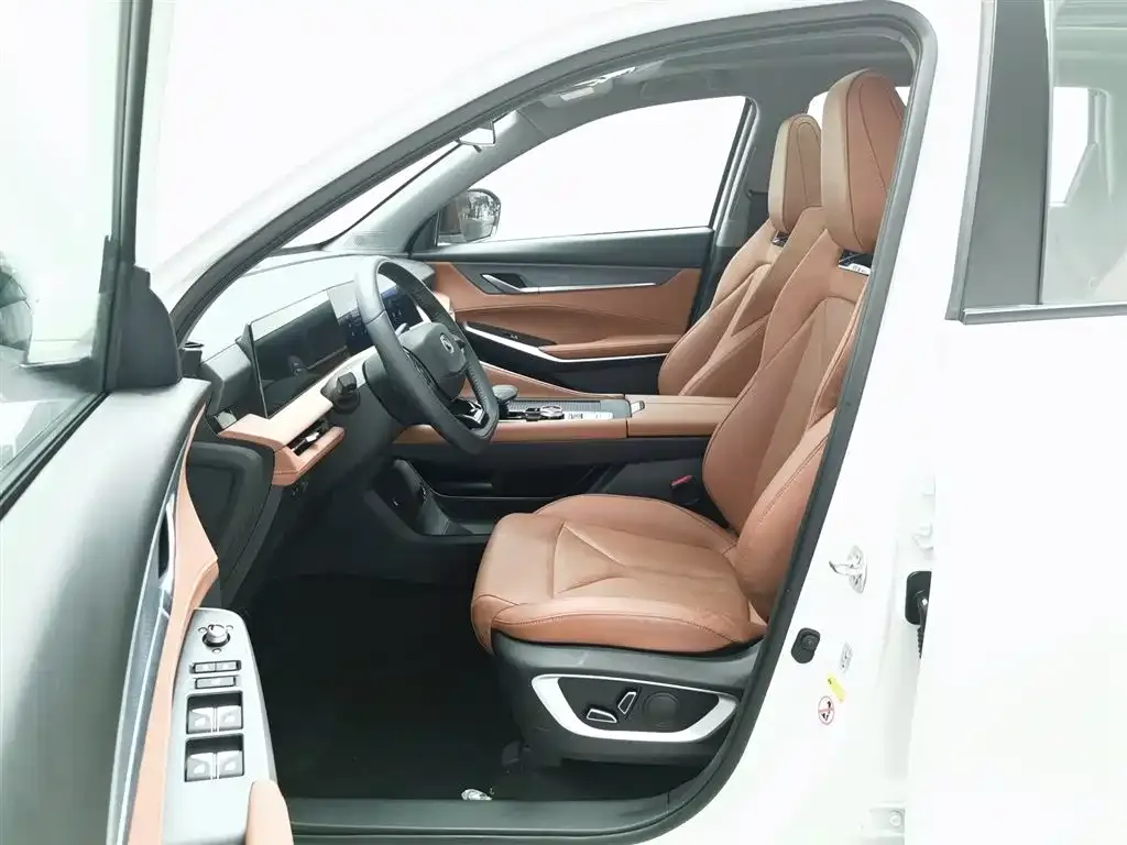 Changan CS75PLUS 2025 из CN, фото 5