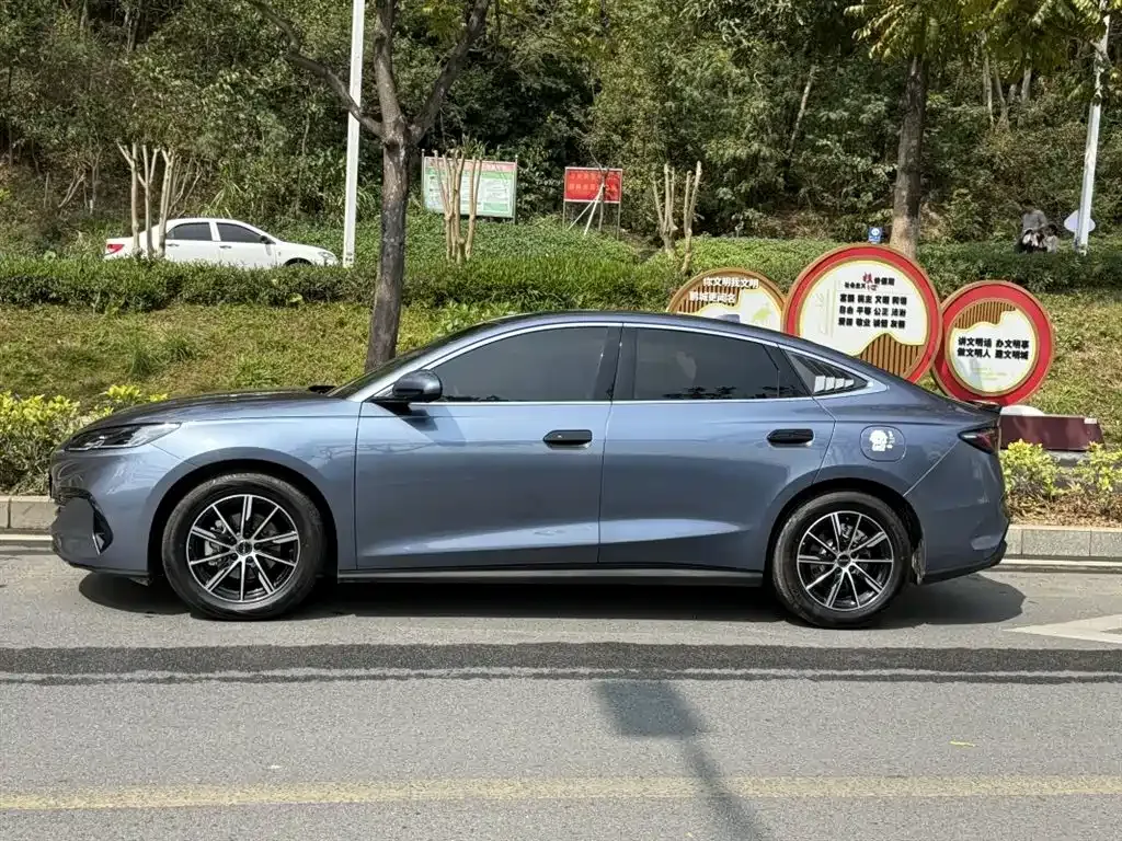 BYD Seal — фото 7