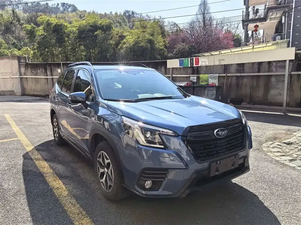 Subaru Forester 2023 из CN, фото 2