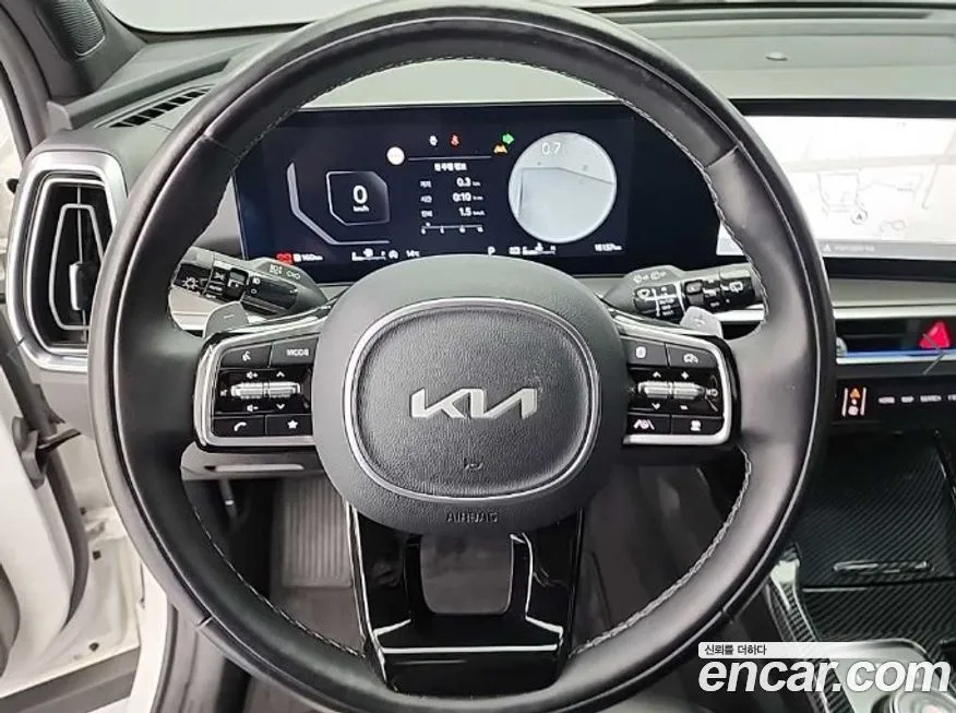 Kia Sorento — фото 8