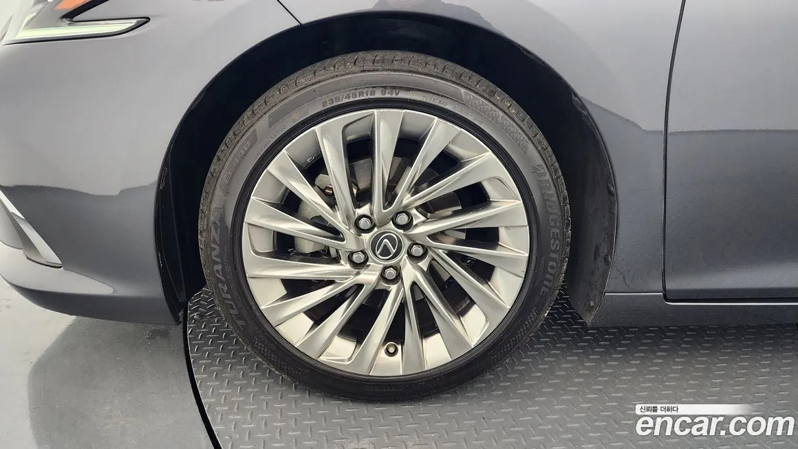 Lexus ES 2022 из KR, фото 8