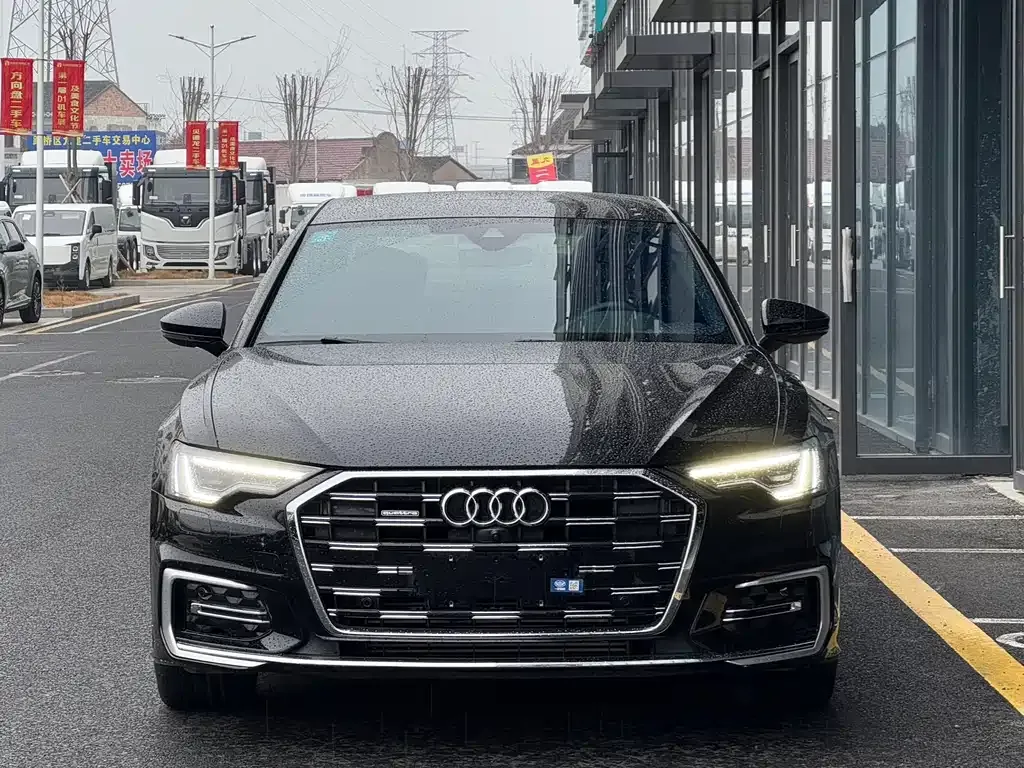 Audi A6L — фото 10