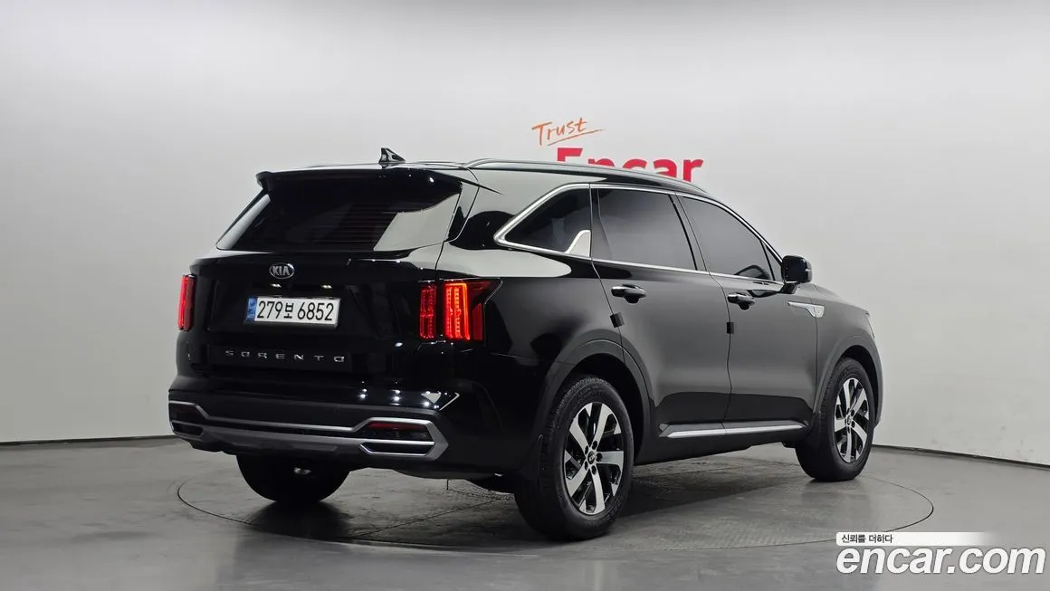 Kia Sorento — фото 3