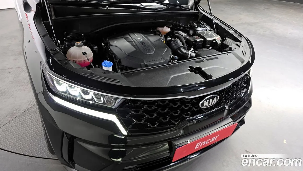 Kia Sorento — фото 10