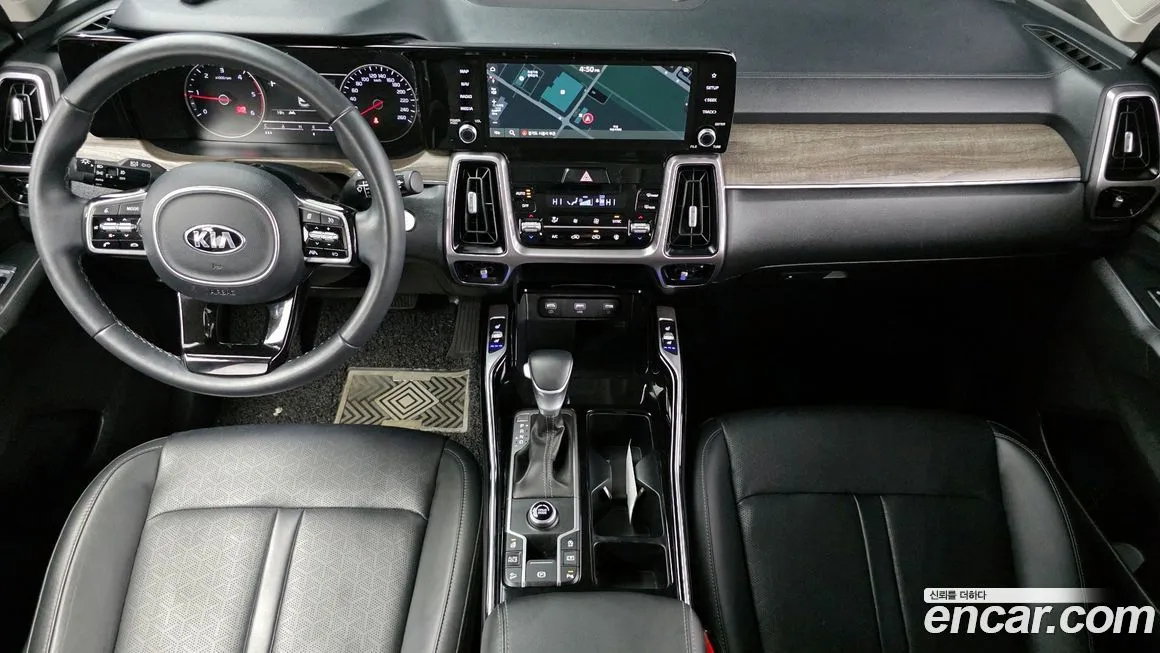 Kia Sorento — фото 6