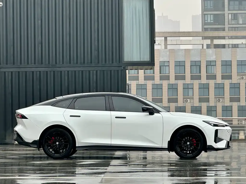 Changan UNI-V 2025 из CN, фото 5
