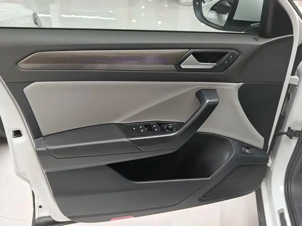 Volkswagen T-Roc 2024 из CN, фото 7