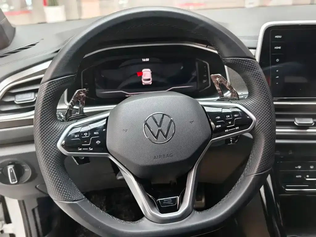 Volkswagen T-Roc 2024 из CN, фото 3