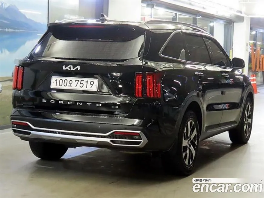 Kia Sorento — фото 7