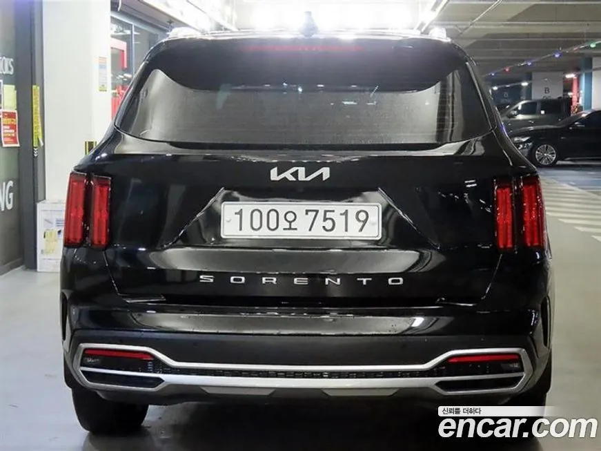 Kia Sorento — фото 8
