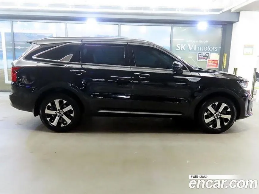 Kia Sorento — фото 6