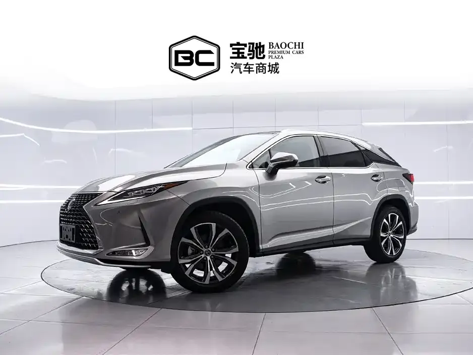 Lexus RX — фото 1