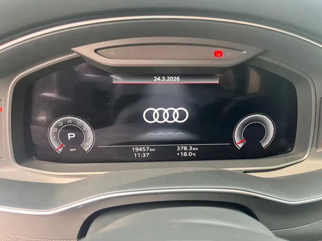 Audi A6L — фото 2