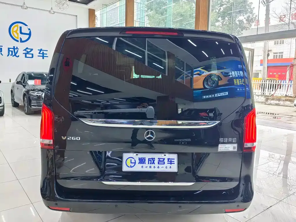 Mercedes-Benz V-Class 2022 из CN, фото 4