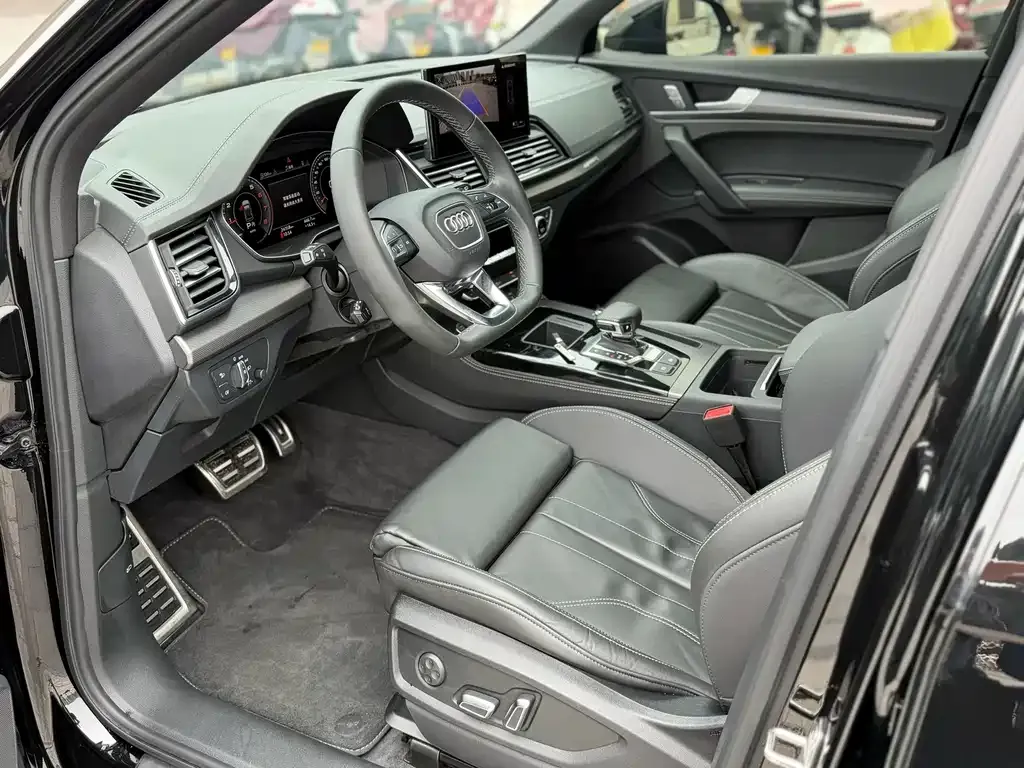 Audi Q5L 2024 из CN, фото 8