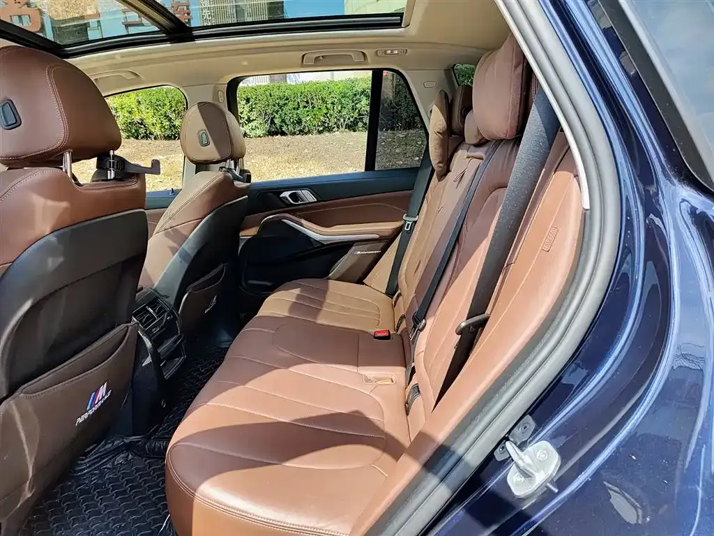 BMW X5 (Import) — фото 4