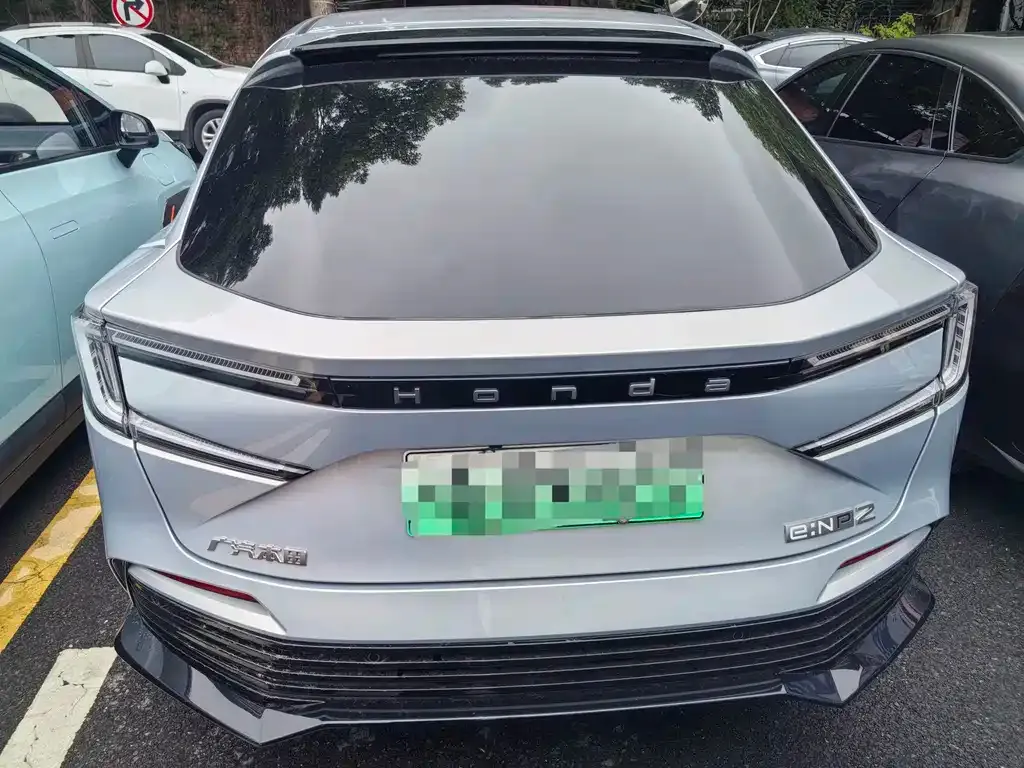 Honda e:NP2 2024 из CN, фото 2