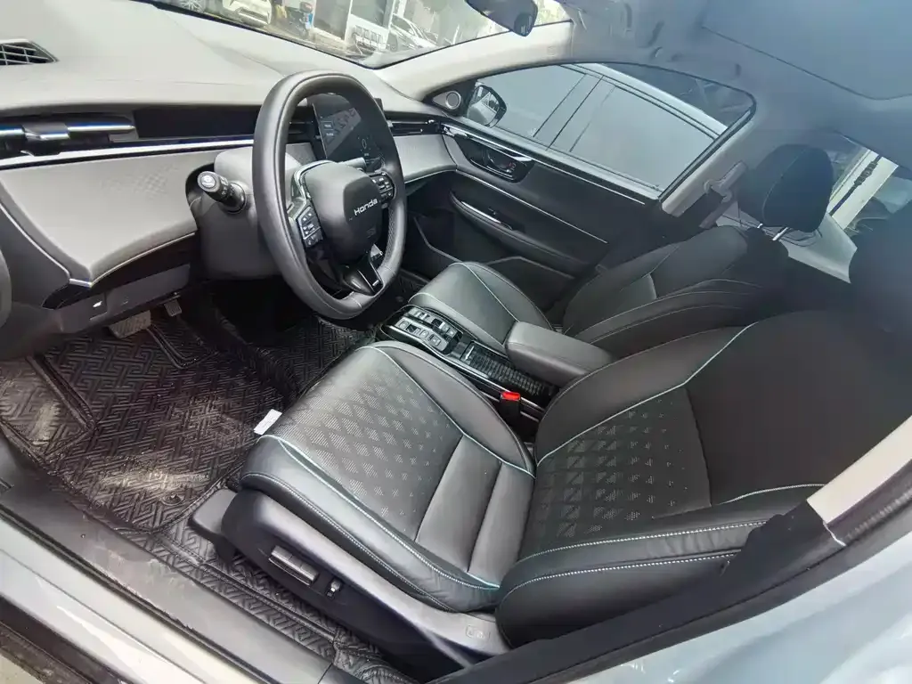 Honda e:NP2 2024 из CN, фото 3