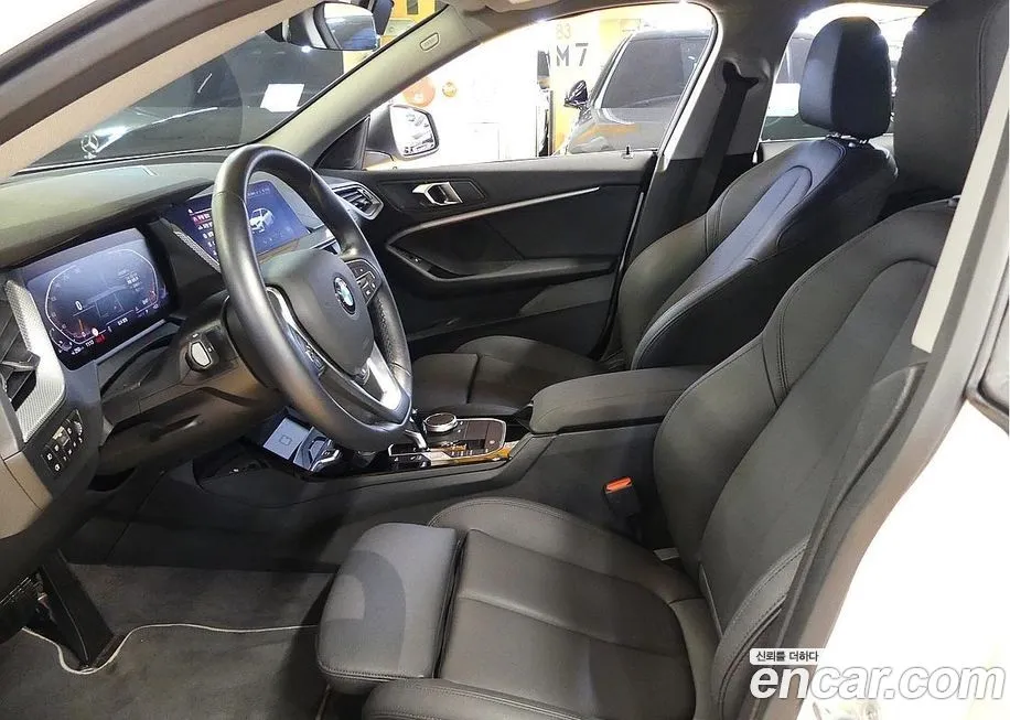 BMW 2-Series 2024 из KR, фото 8