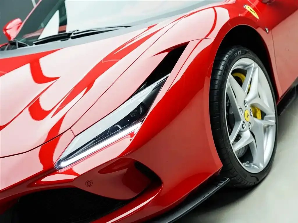 Ferrari F8 — фото 6
