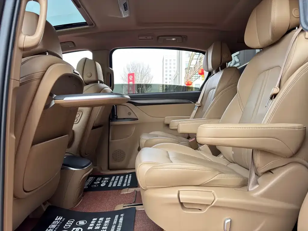 Buick GL8 — фото 4