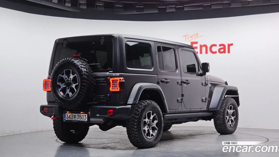 Jeep Wrangler 2022 из KR, фото 2