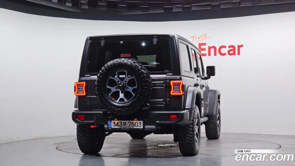 Jeep Wrangler 2022 из KR, фото 4