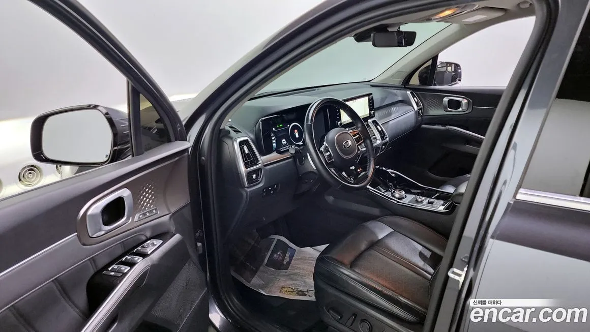 Kia Sorento — фото 6