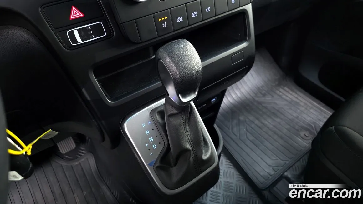 Hyundai Staria 2025 из KR, фото 4
