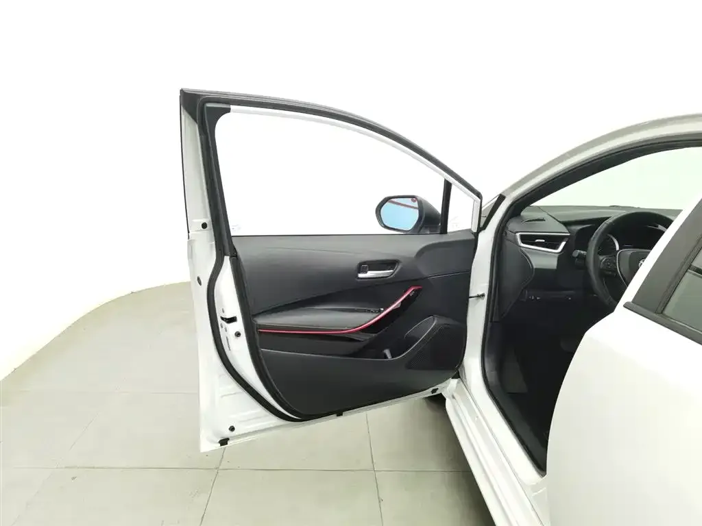 Toyota Levin 2021 из CN, фото 2