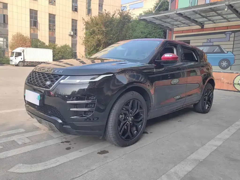 Land Rover Evoque — фото 1