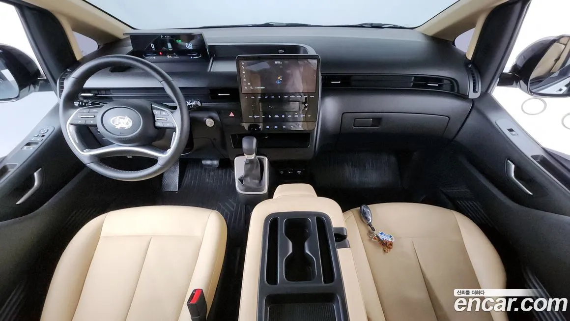 Hyundai Staria — фото 3