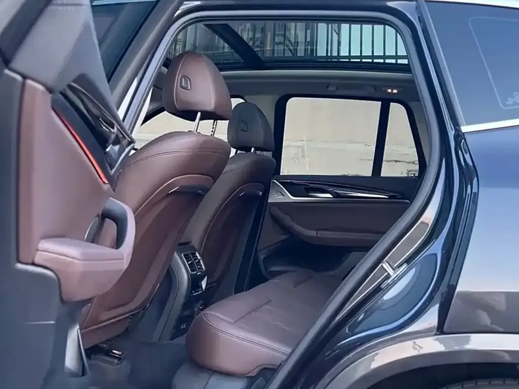 BMW X3 — фото 2