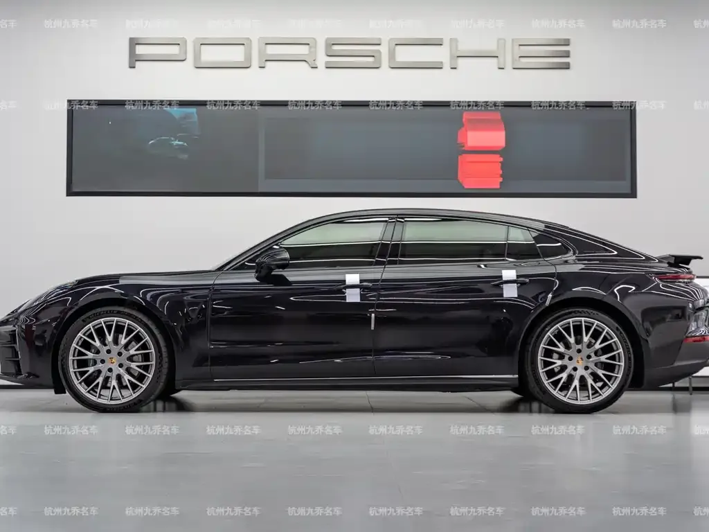 Porsche Panamera — фото 4