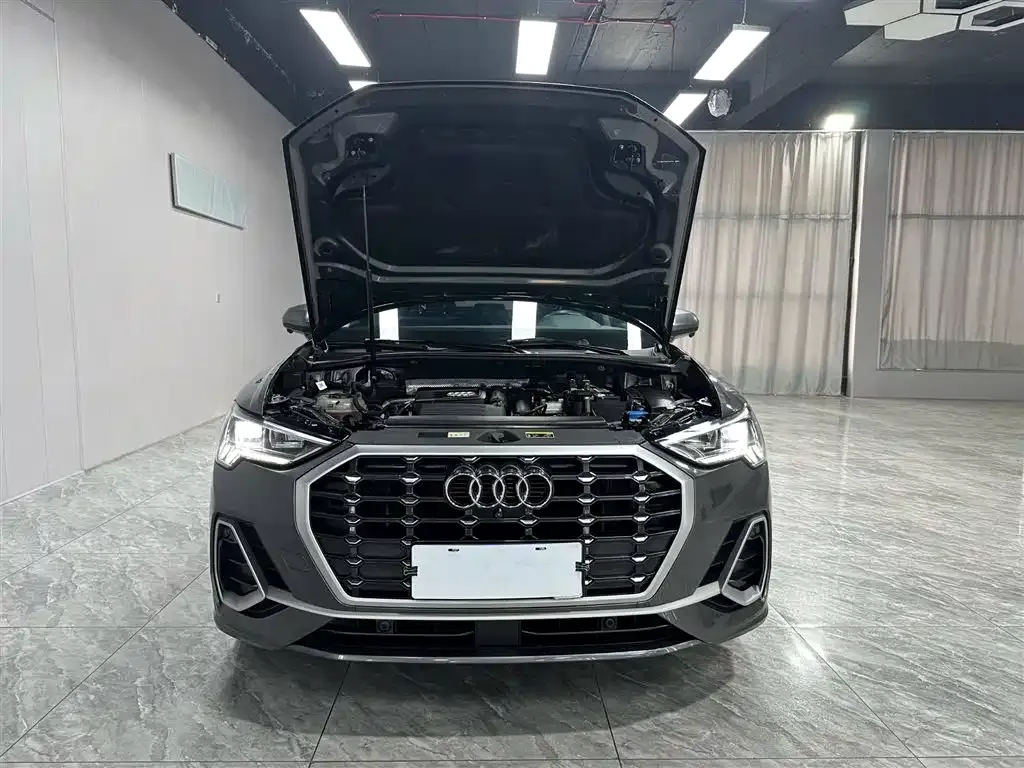 Audi Q3 2022 из CN, фото 9