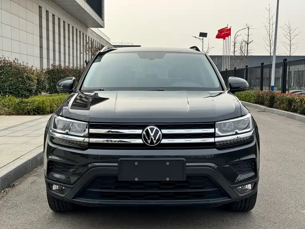 Volkswagen Tharu — фото 9