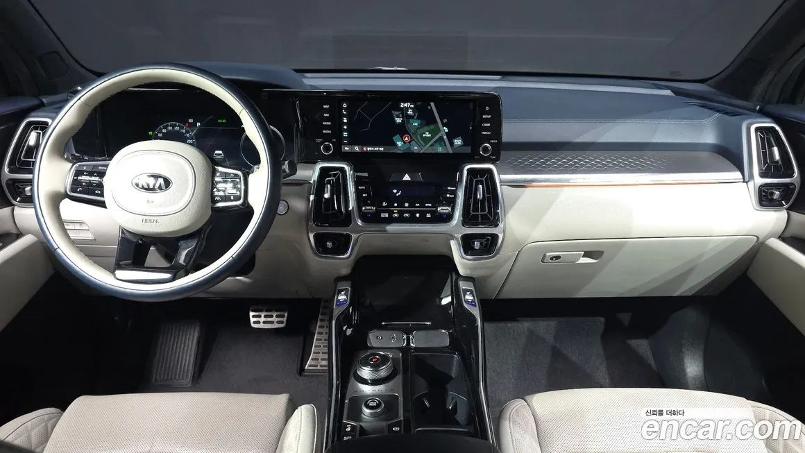 Kia Sorento — фото 10