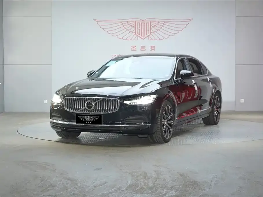 Volvo S90 — фото 1