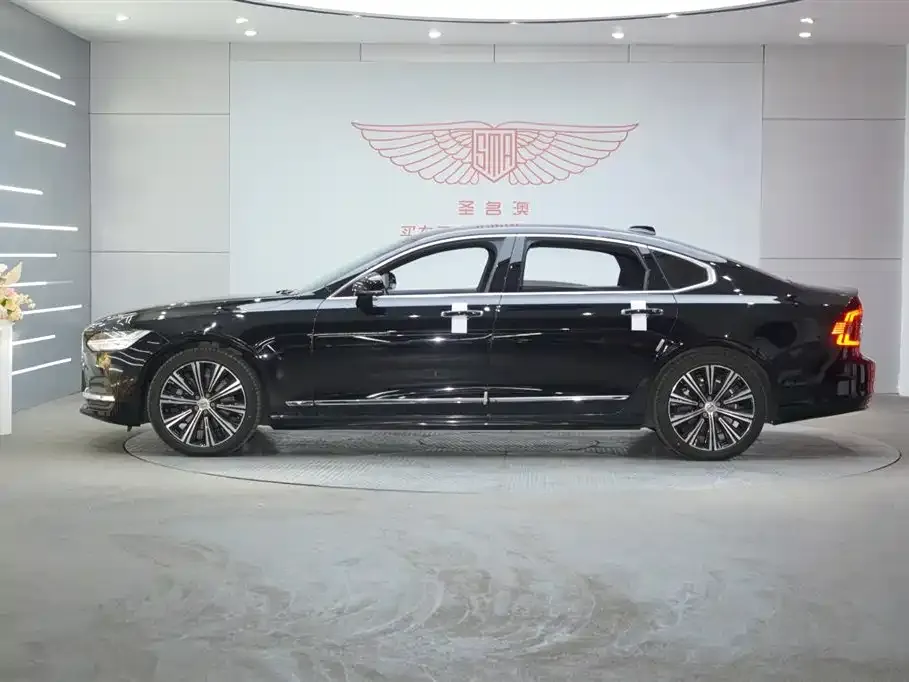 Volvo S90 — фото 4