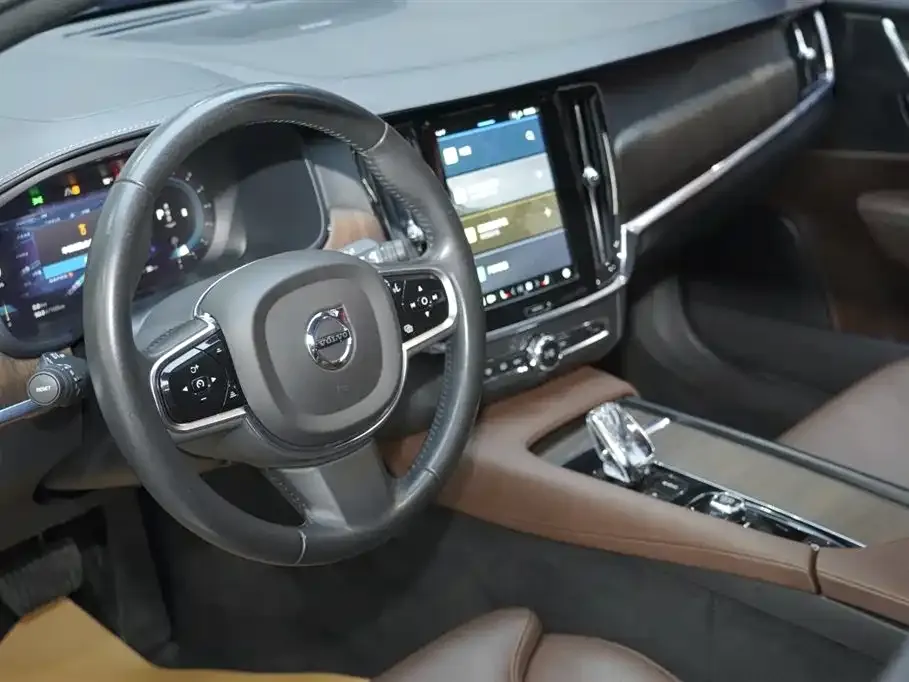 Volvo S90 — фото 6