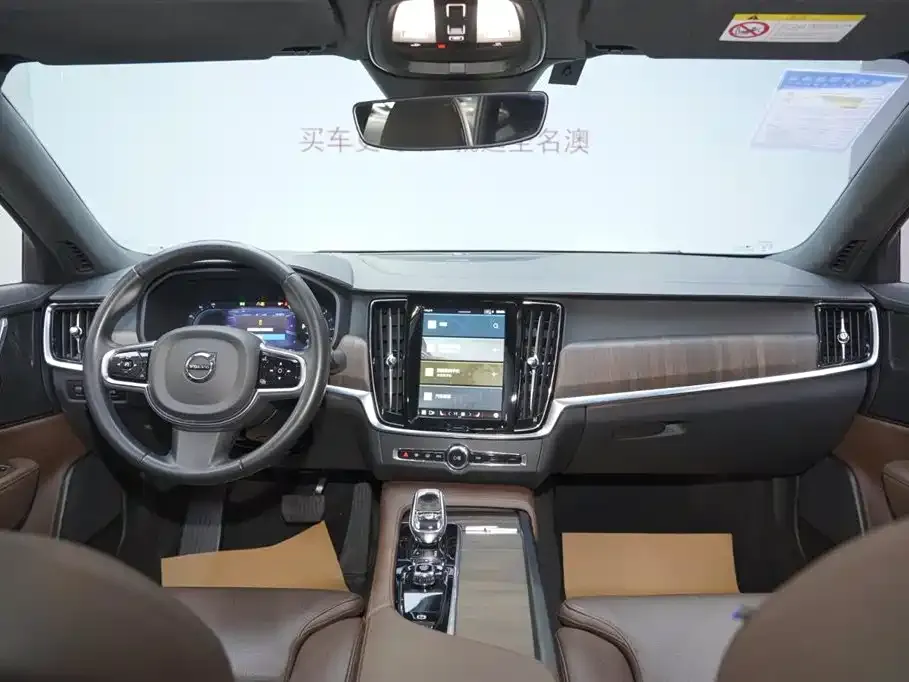 Volvo S90 — фото 10