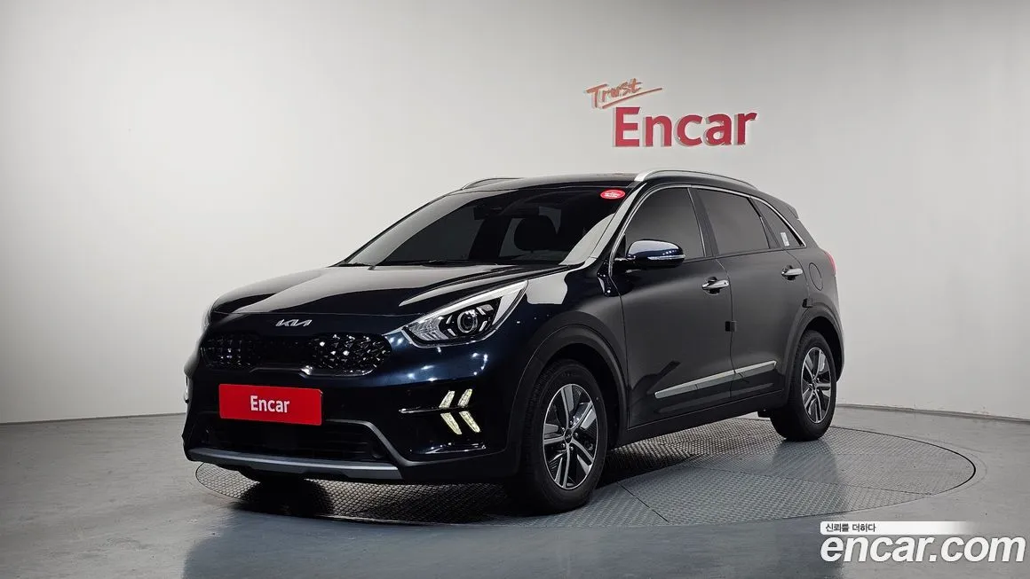Kia Niro — фото 1
