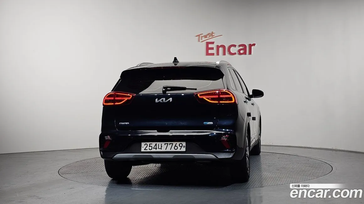 Kia Niro — фото 4