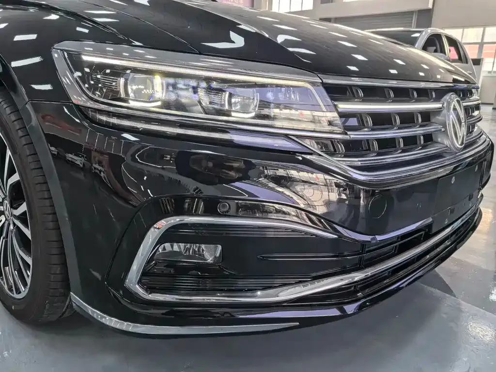Volkswagen Phideon 2021 из CN, фото 3