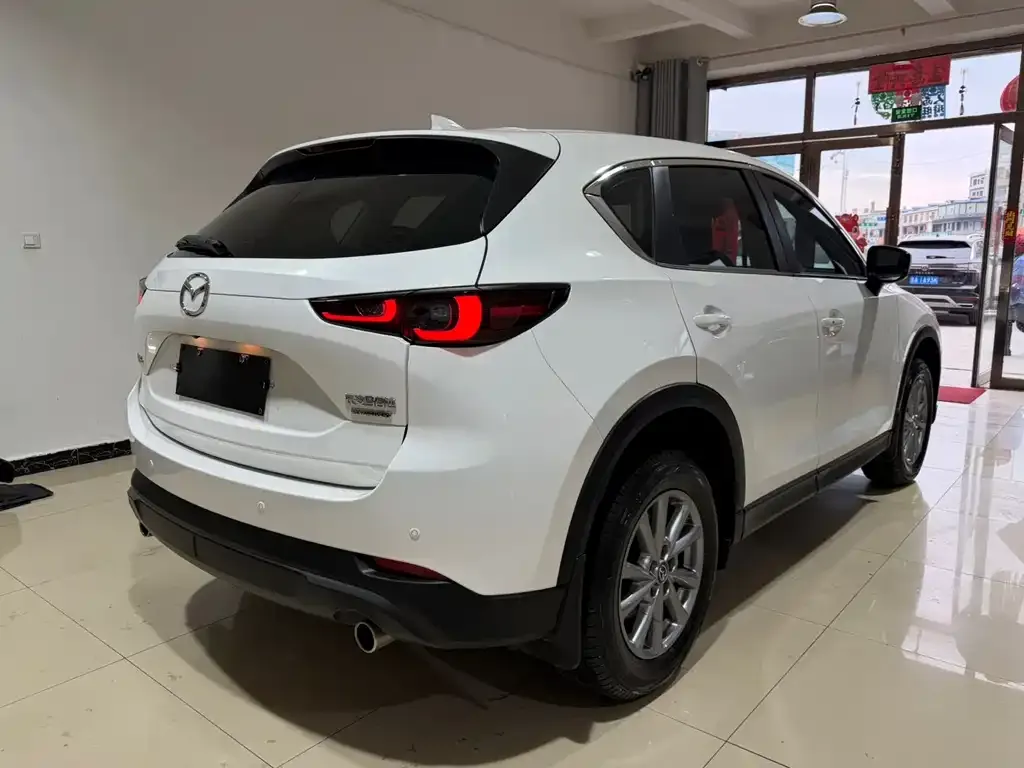 Mazda CX-5 2023 из CN, фото 9