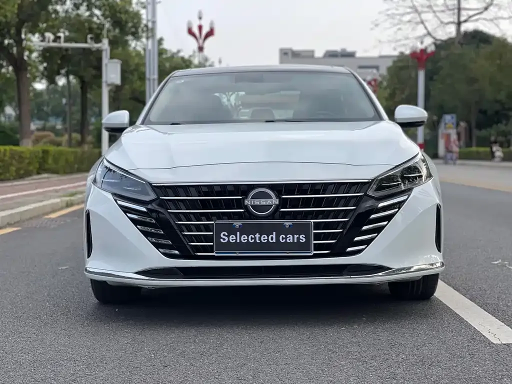 Nissan Teana — фото 2
