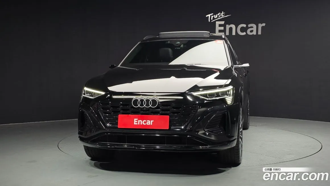 Audi Q8 e-tron 2024 из KR, фото 3