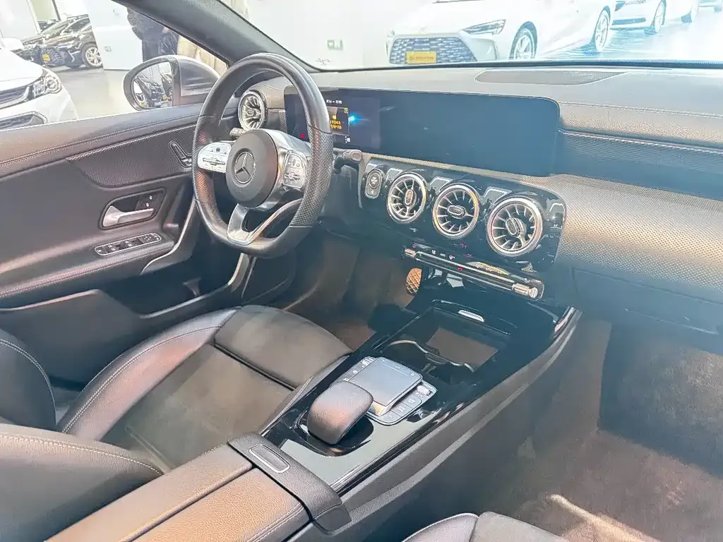 Mercedes-Benz A-Class 2022 из CN, фото 10